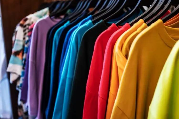 How to Use Color to Your Advantage in clothing: understanding the Psychology of colors
